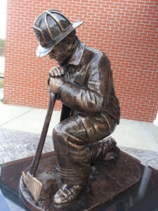 Grave marker image on Tegeler's website