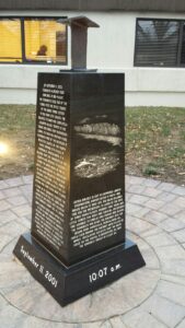 Image of a grave marker on Tegeler's website