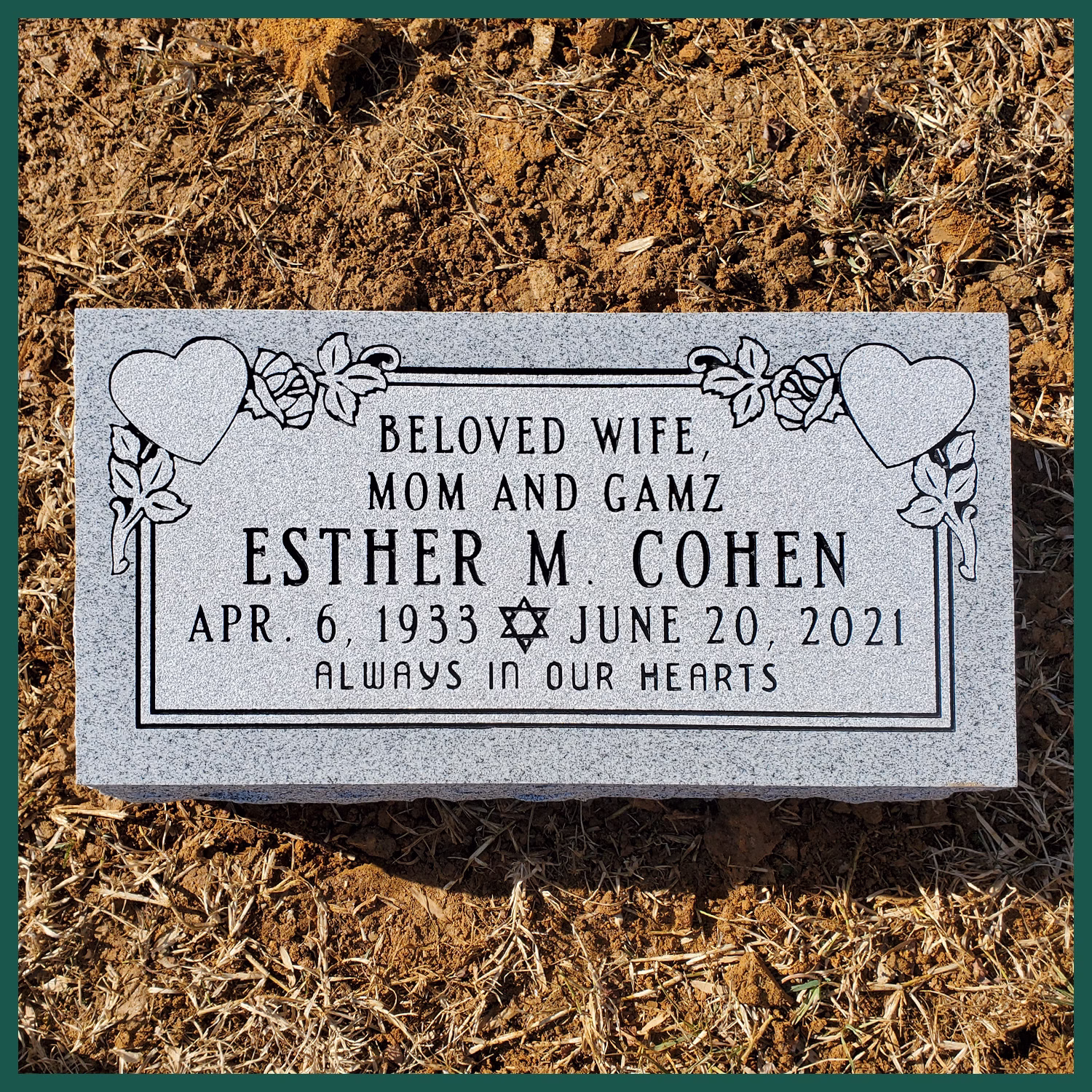 Image of a headstone on Tegeler's website