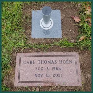 Image of a headstone on Tegeler's website