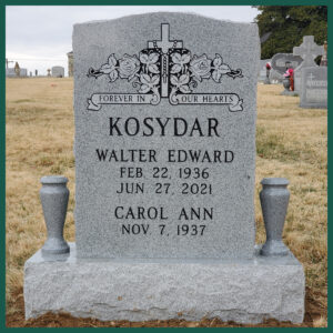 Image of a double monument on Tegeler's website