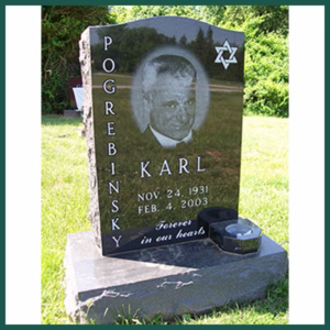 Image of a grave monument on Tegeler's website