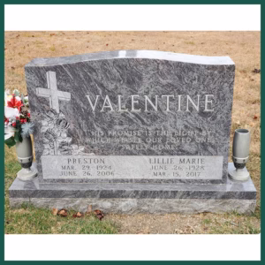 Image of a double monument on Tegeler's website