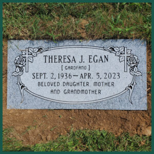 Egan Image of a flat headstone